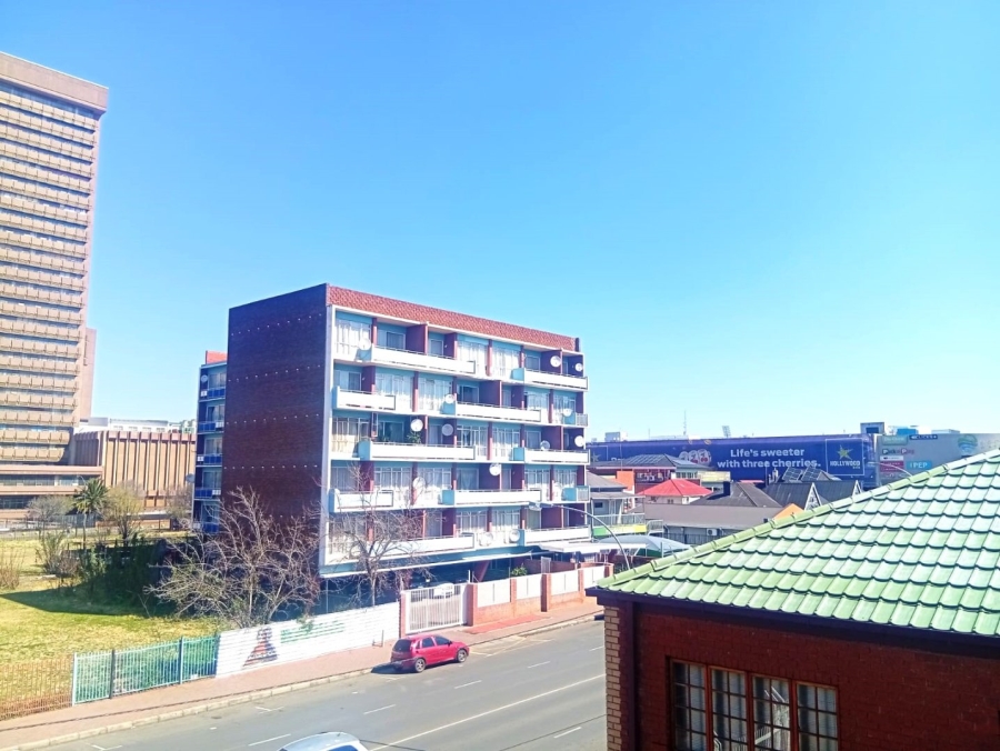 1 Bedroom Property for Sale in Bloemfontein Free State